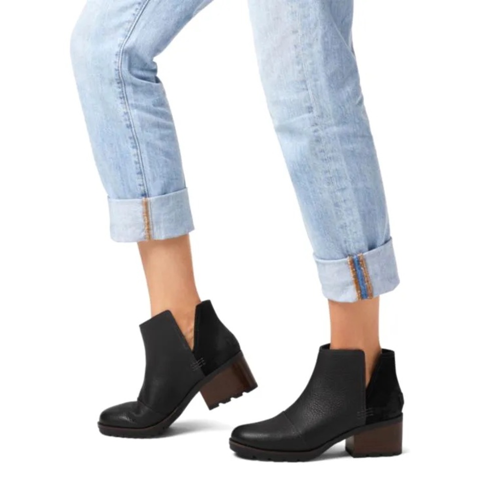 Sorel Cate the Great Cutout Bootsie